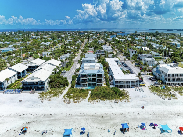 Anna Maria Island Beachfront Condo Rental - Luxury 4-Bedroom Gulf-View Vacation Condo with Pool and Spa